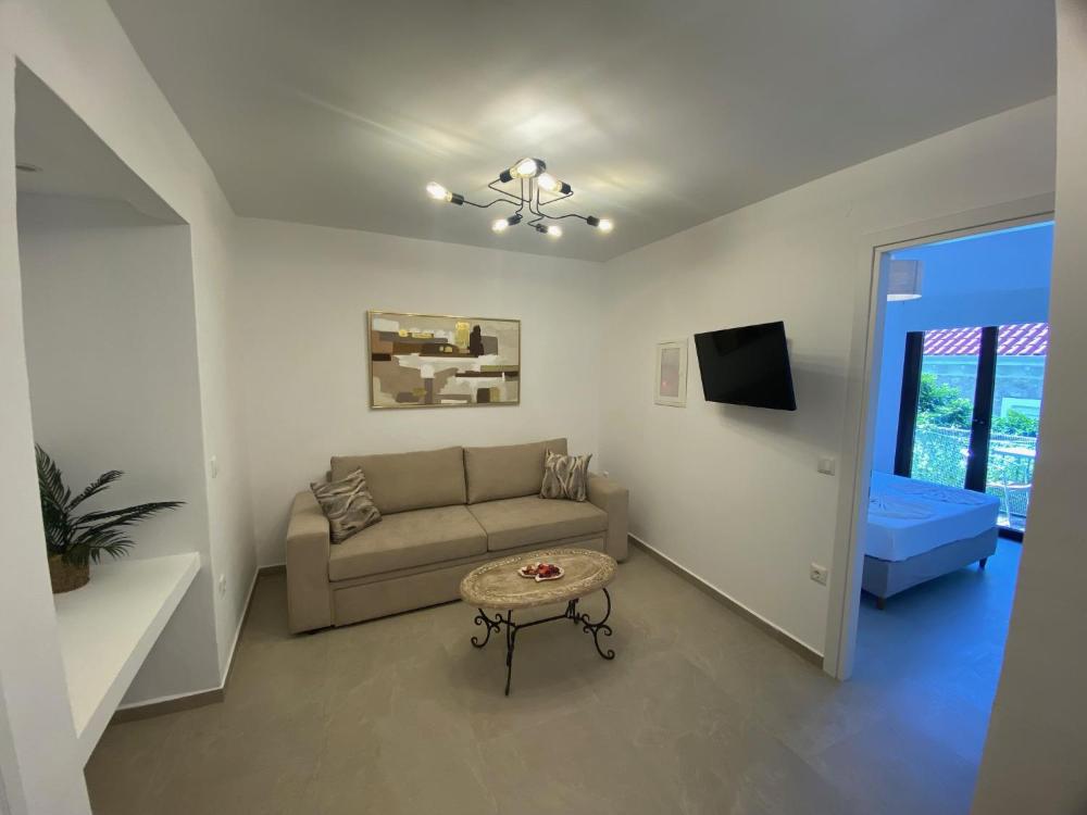 One-Bedroom Family Apartment