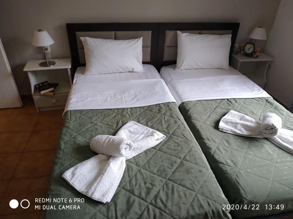 Room image 4