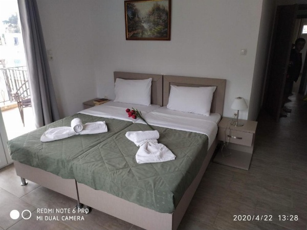 Central Hotel image 10