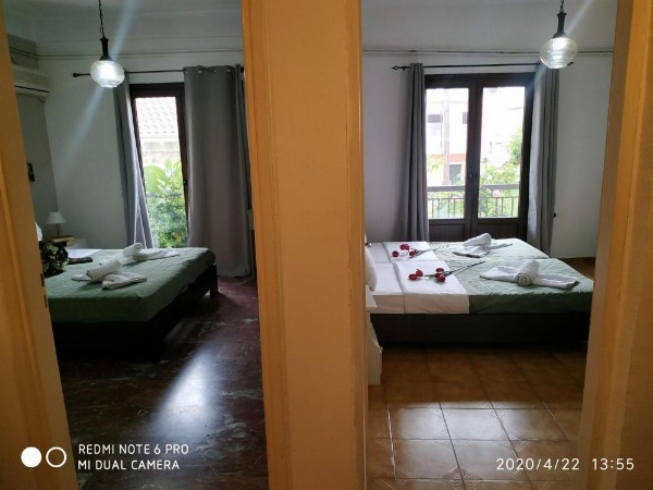 Central Hotel image 36