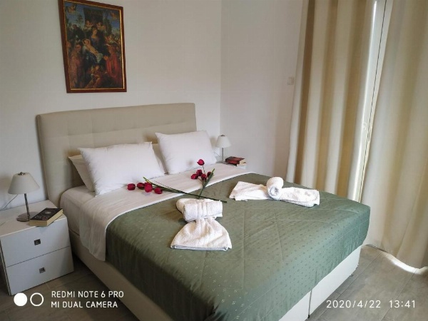 Central Hotel image 7