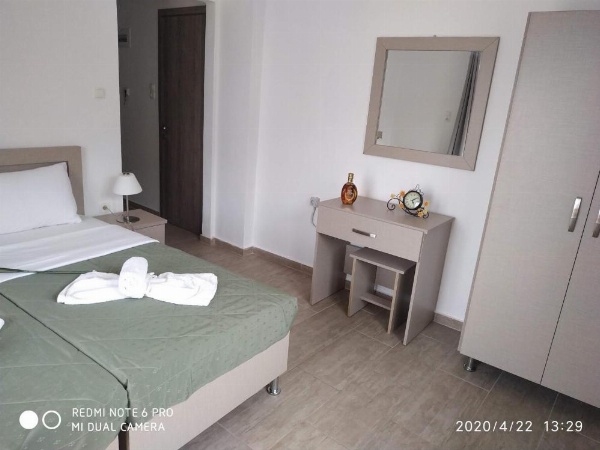 Central Hotel image 9
